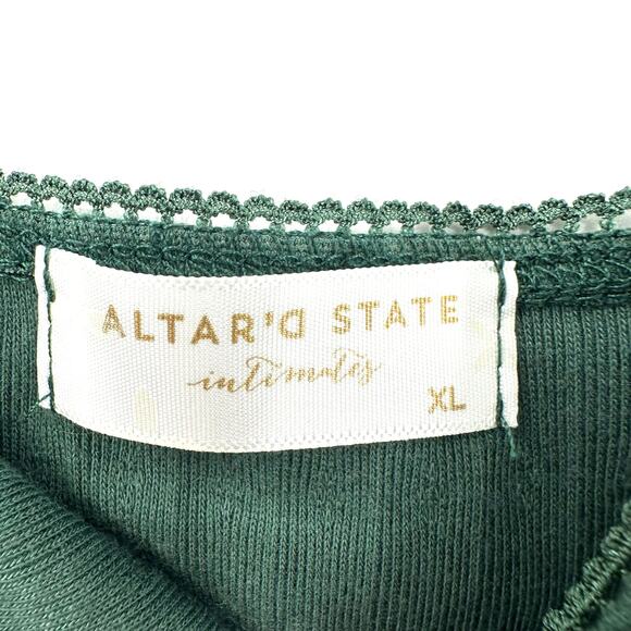 Altar'd State Size XL New with Tags Green Tank Top Spaghetti Strap Bow Print - Picture 4 of 5